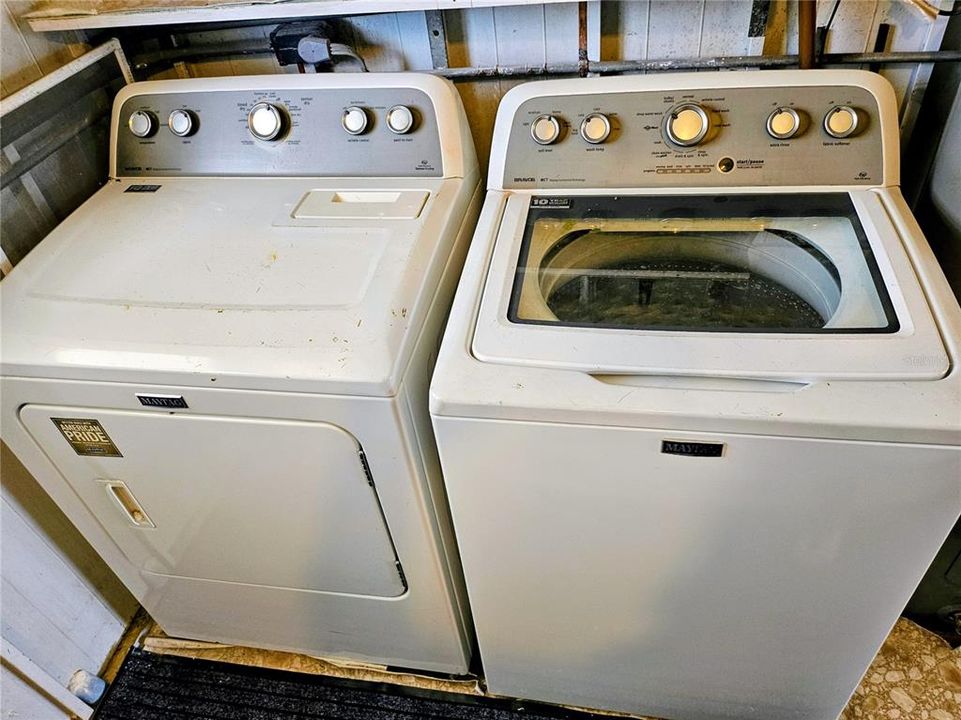 待售: $235,000 (2 贝兹, 2 浴室, 1558 平方英尺)