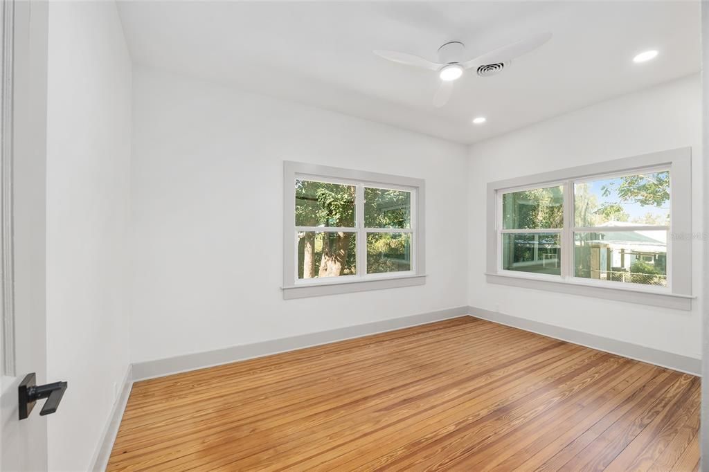 На продажу: $424,000 (3 спален, 2 ванн, 1078 Квадратных фут)