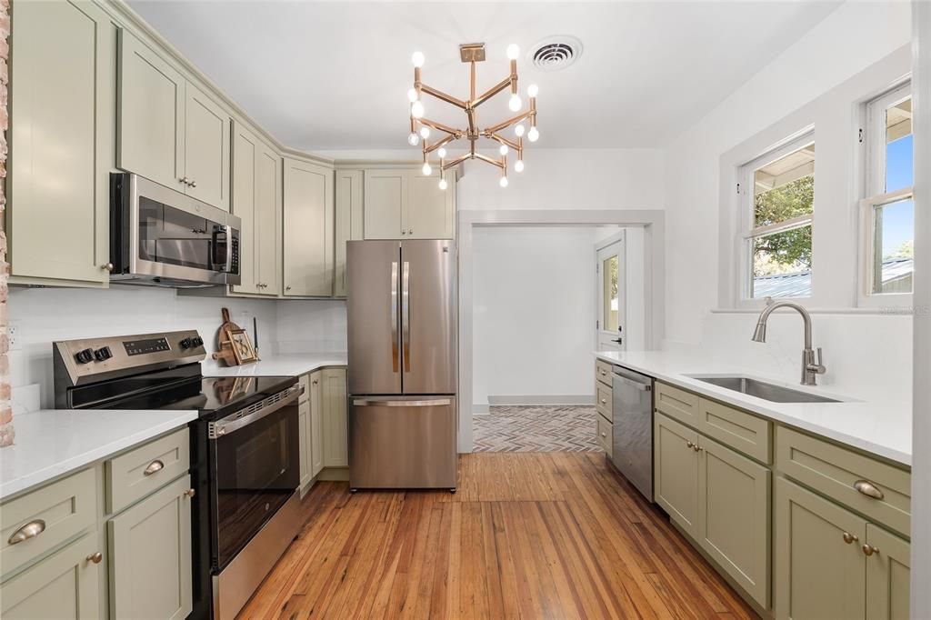 На продажу: $424,000 (3 спален, 2 ванн, 1078 Квадратных фут)