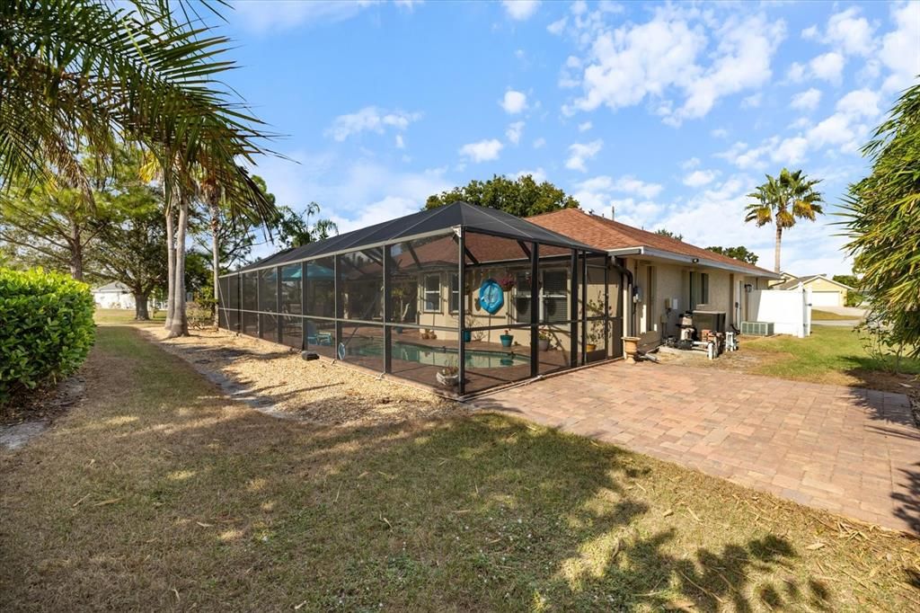 En Venta: $440,000 (3 camas, 2 baños, 1755 Pies cuadrados)