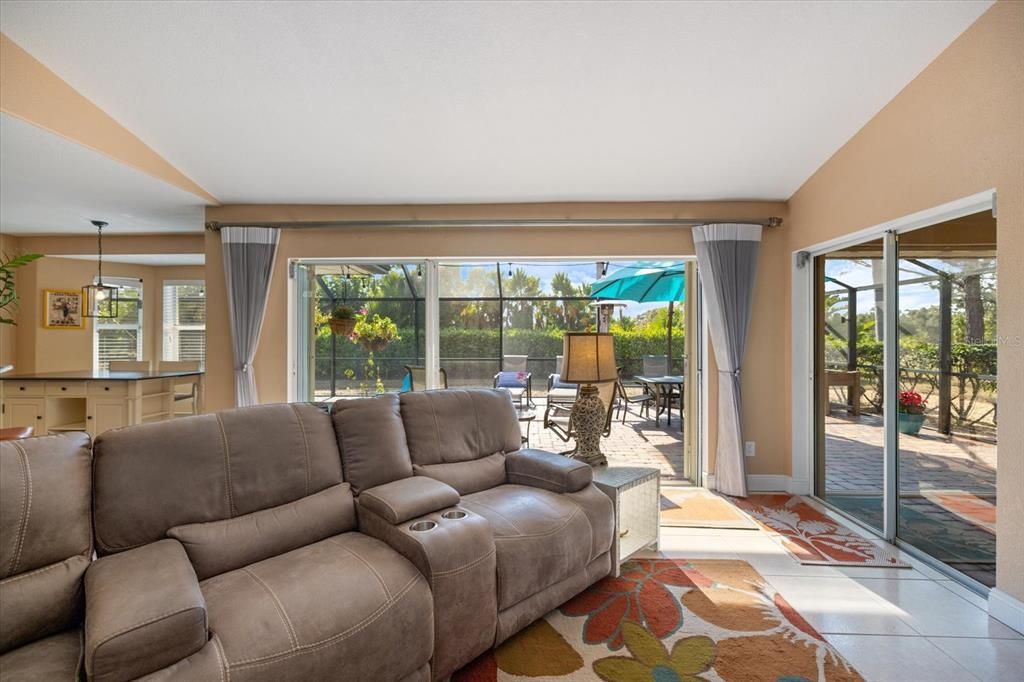 En Venta: $440,000 (3 camas, 2 baños, 1755 Pies cuadrados)