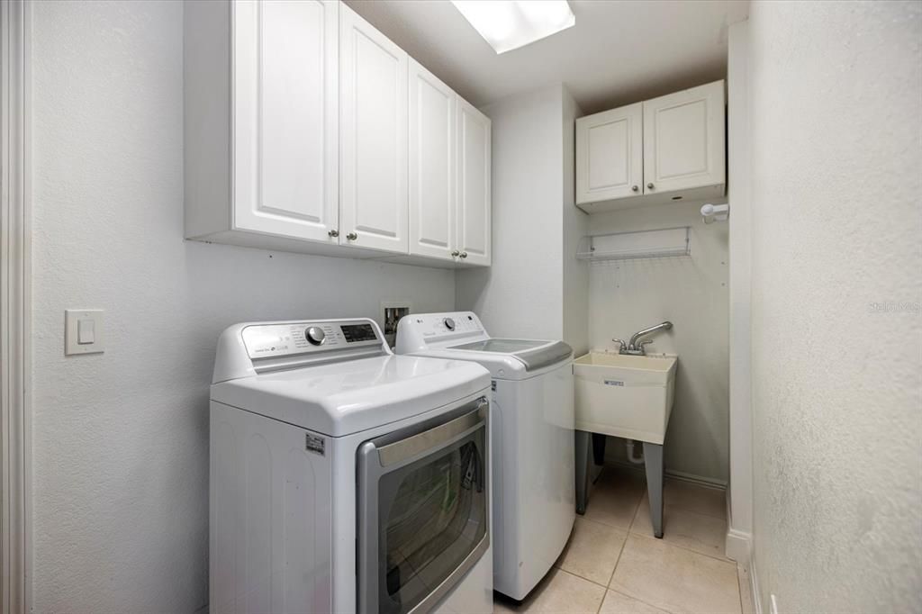 En Venta: $440,000 (3 camas, 2 baños, 1755 Pies cuadrados)