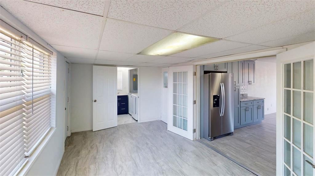 待售: $384,900 (2 贝兹, 2 浴室, 1015 平方英尺)