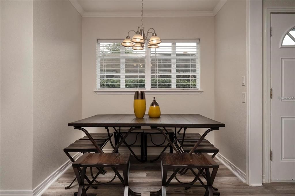 For Sale: $699,000 (2 beds, 2 baths, 1359 Square Feet)