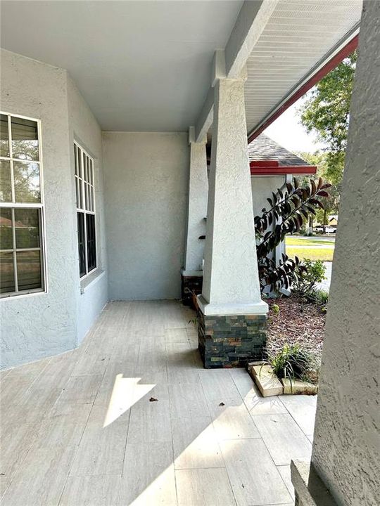 En Renta: $3,600 (4 camas, 3 baños, 2501 Pies cuadrados)