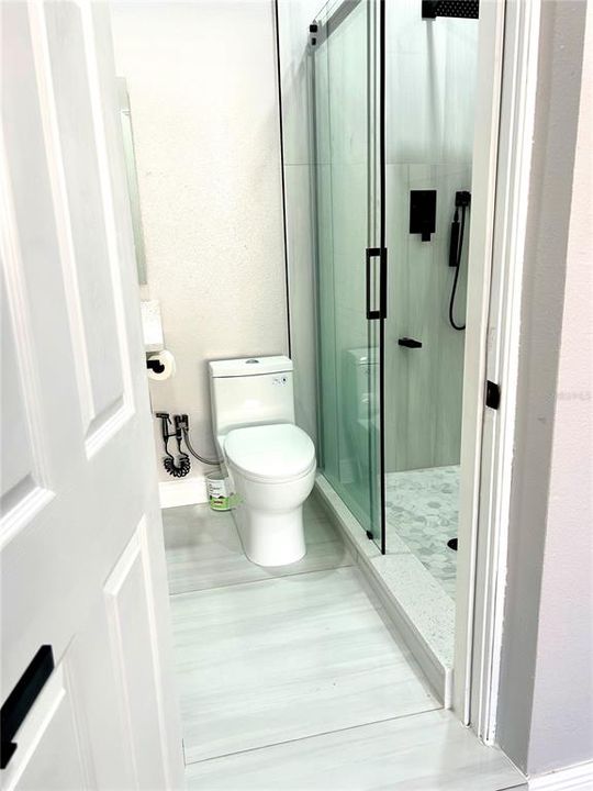 En Renta: $3,600 (4 camas, 3 baños, 2501 Pies cuadrados)