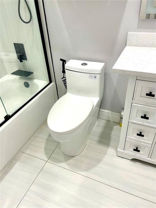 En Renta: $3,600 (4 camas, 3 baños, 2501 Pies cuadrados)