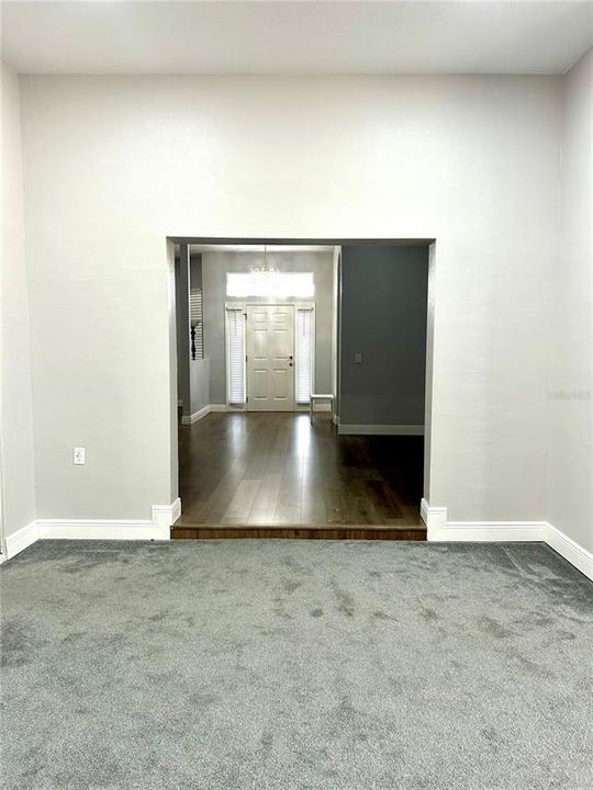 En Renta: $3,600 (4 camas, 3 baños, 2501 Pies cuadrados)