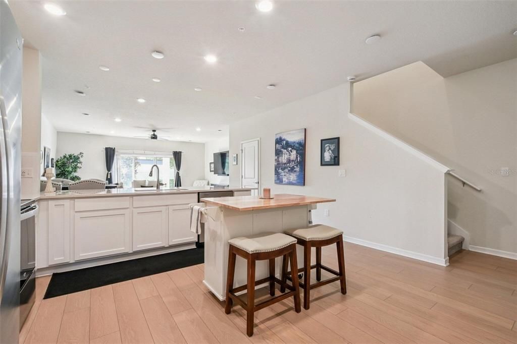 待售: $436,900 (3 贝兹, 2 浴室, 1916 平方英尺)