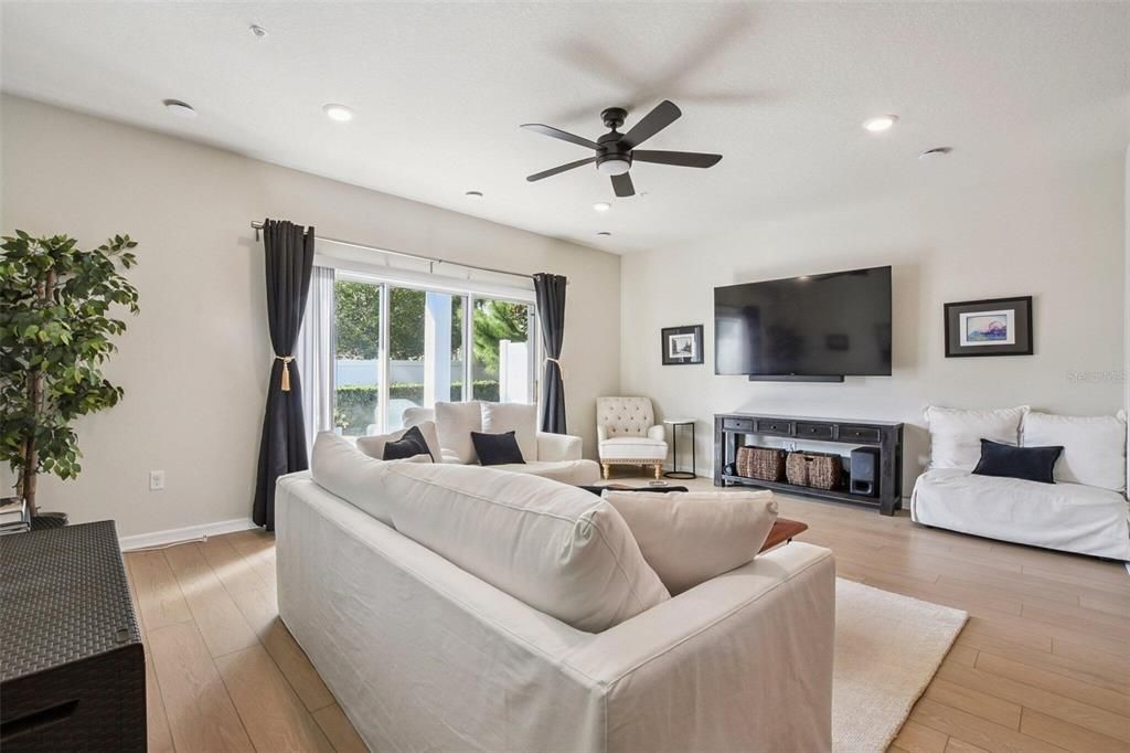 待售: $436,900 (3 贝兹, 2 浴室, 1916 平方英尺)