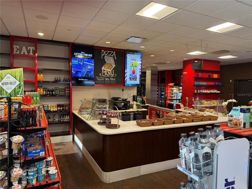 На продажу: $299,900 (3 спален, 3 ванн, 1544 Квадратных фут)