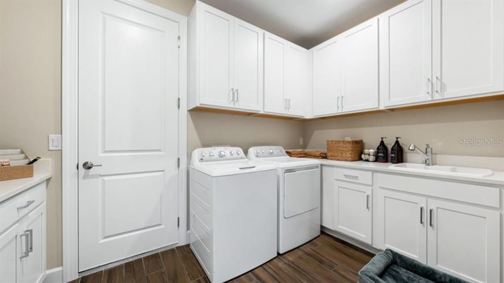 待售: $429,169 (3 贝兹, 3 浴室, 2315 平方英尺)