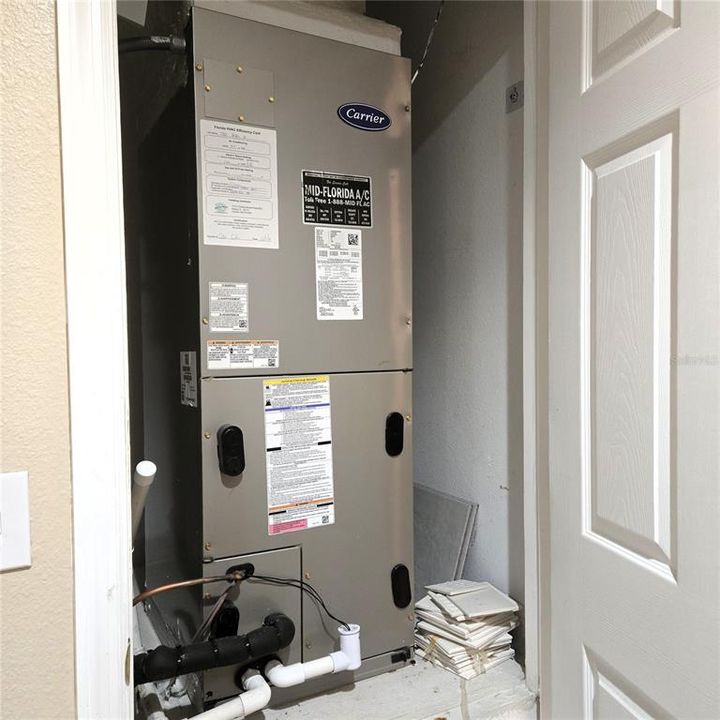 En Venta: $380,000 (3 camas, 2 baños, 1932 Pies cuadrados)