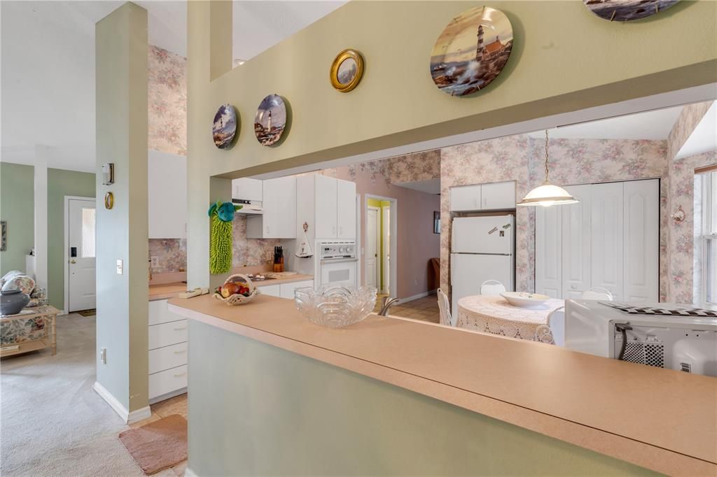 For Sale: $535,000 (3 beds, 2 baths, 1616 Square Feet)