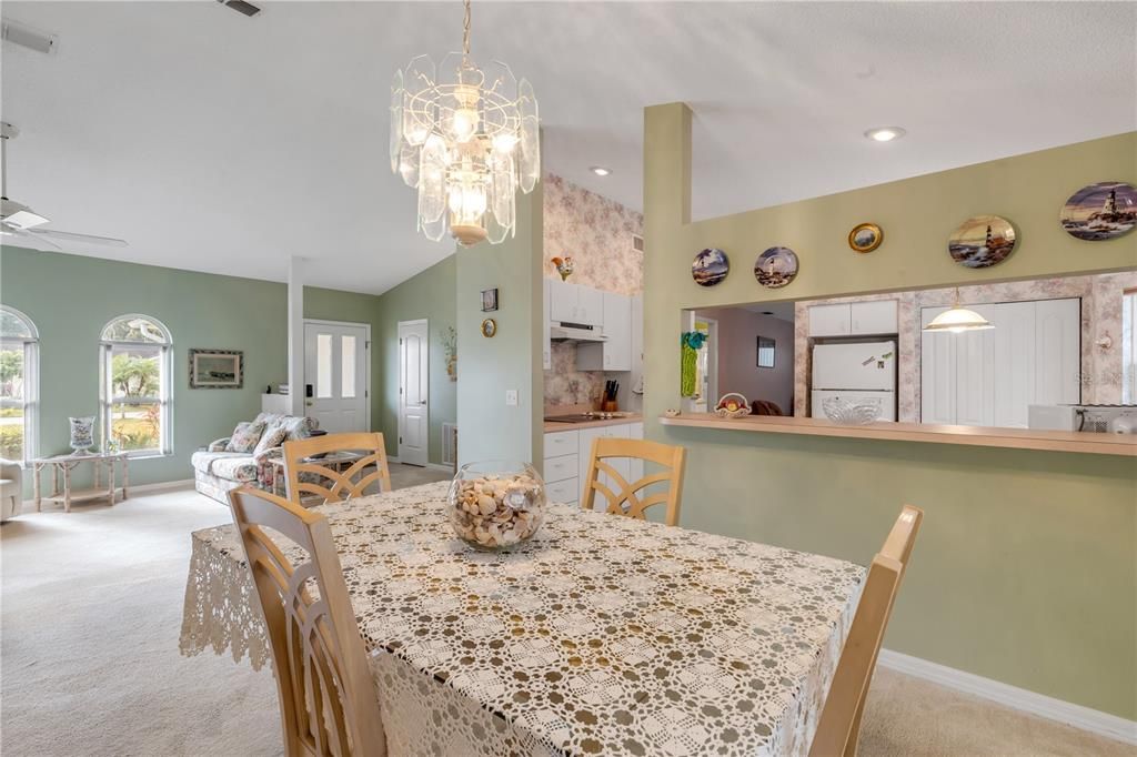 For Sale: $535,000 (3 beds, 2 baths, 1616 Square Feet)