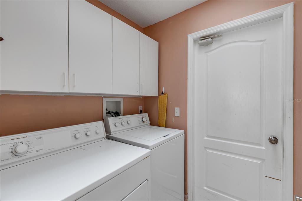 For Sale: $535,000 (3 beds, 2 baths, 1616 Square Feet)