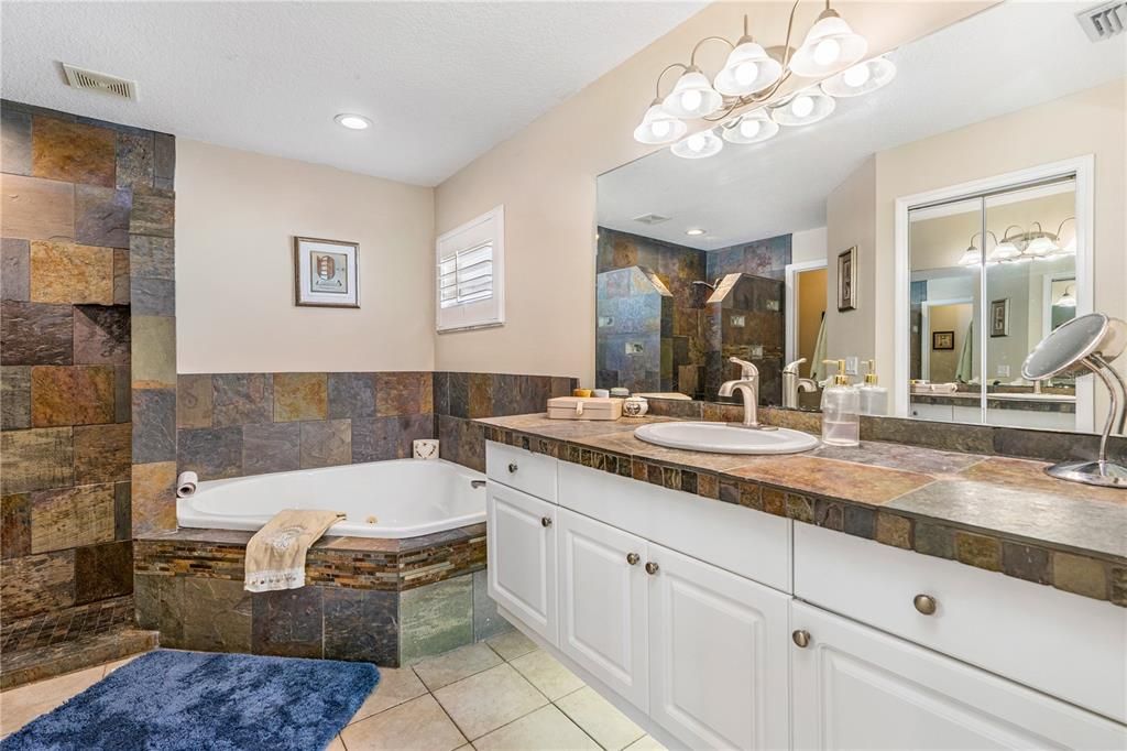 На продажу: $499,000 (3 спален, 2 ванн, 1794 Квадратных фут)