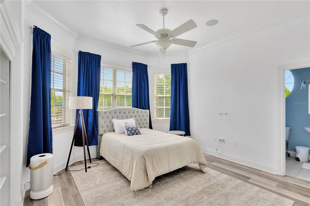 For Rent: $8,500 (5 beds, 4 baths, 4221 Square Feet)