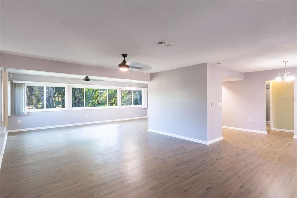 出租: $3,099 (2 贝兹, 2 浴室, 1612 平方英尺)