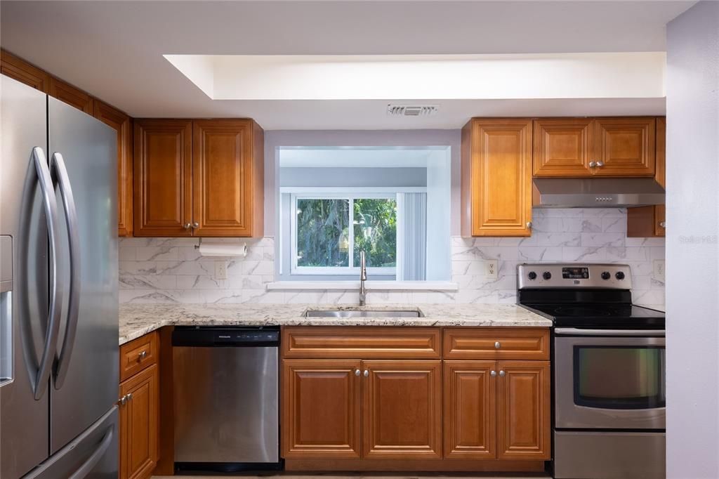 出租: $3,099 (2 贝兹, 2 浴室, 1612 平方英尺)