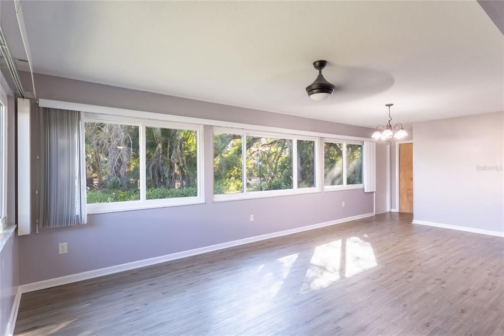 出租: $3,099 (2 贝兹, 2 浴室, 1612 平方英尺)