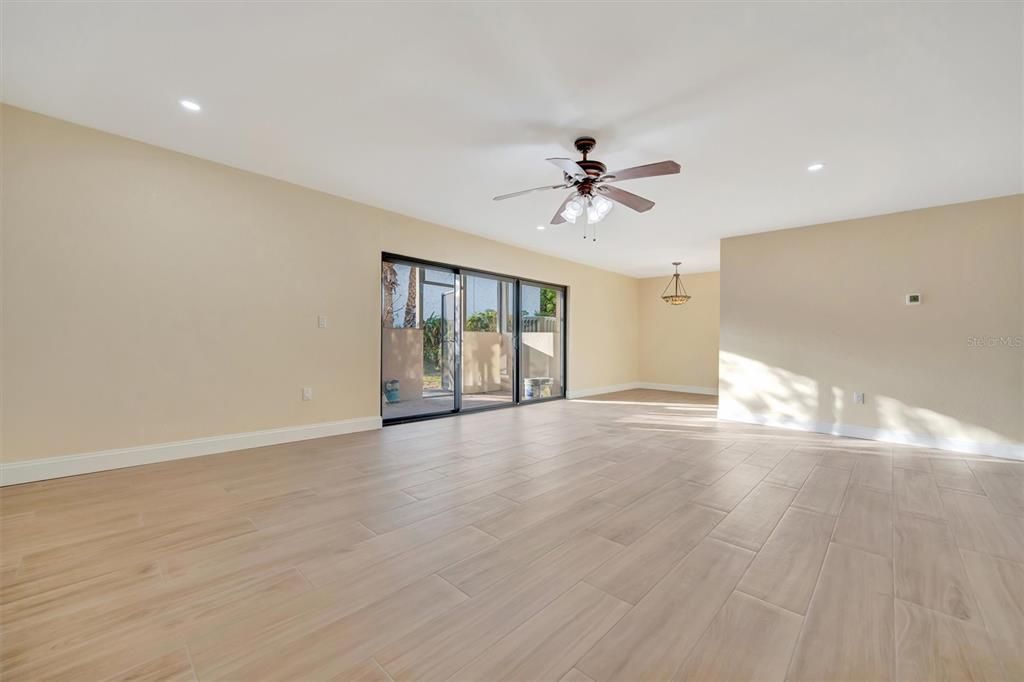 For Rent: $1,875 (2 beds, 2 baths, 1095 Square Feet)