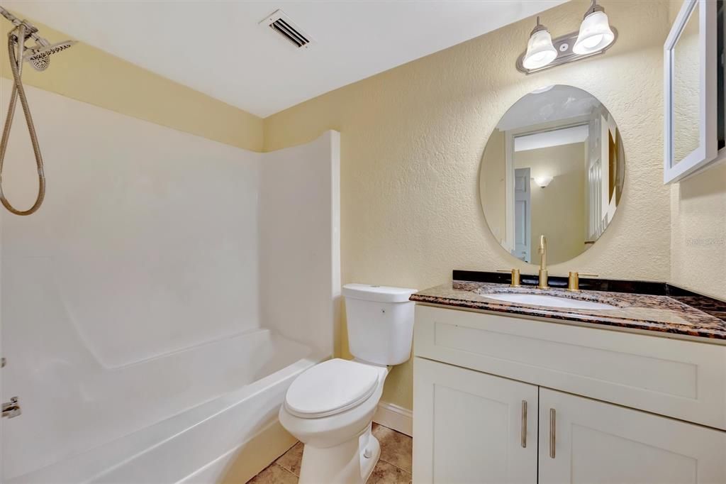 For Rent: $1,875 (2 beds, 2 baths, 1095 Square Feet)