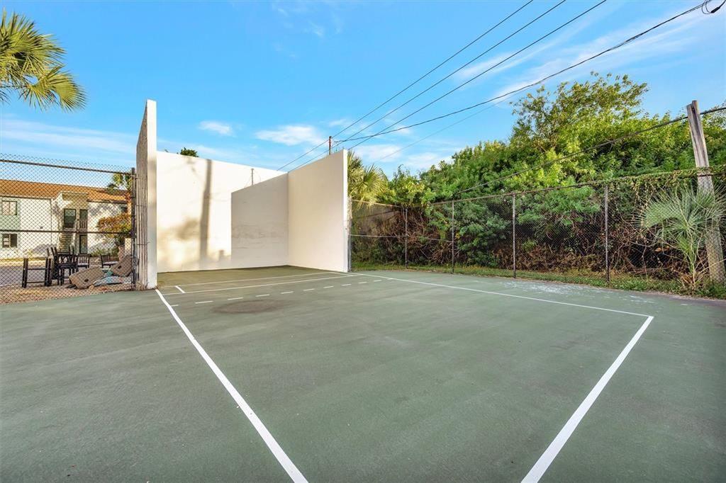 For Rent: $1,875 (2 beds, 2 baths, 1095 Square Feet)