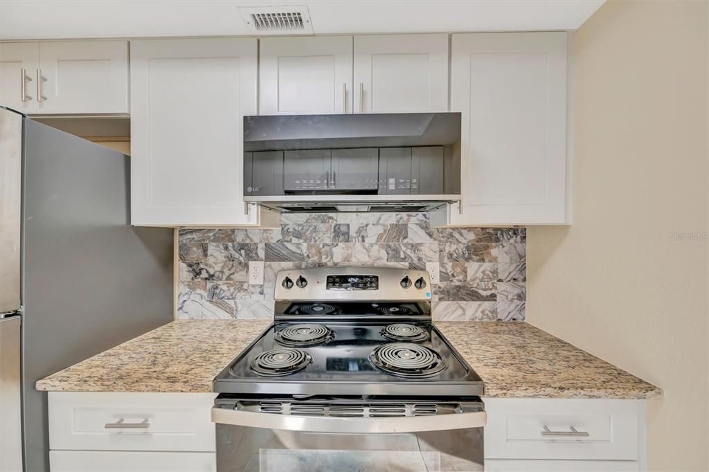 For Rent: $1,875 (2 beds, 2 baths, 1095 Square Feet)