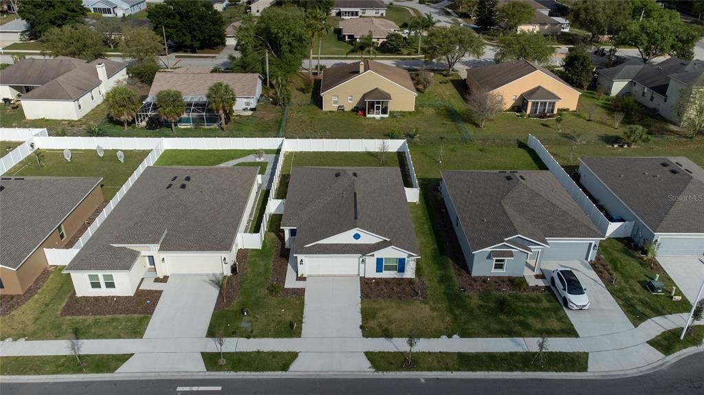 待售: $330,552 (4 贝兹, 2 浴室, 1817 平方英尺)