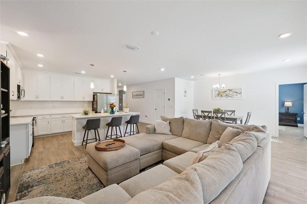 待售: $395,000 (3 贝兹, 2 浴室, 1740 平方英尺)