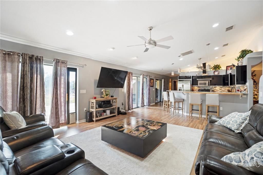 待售: $660,000 (3 贝兹, 3 浴室, 2177 平方英尺)