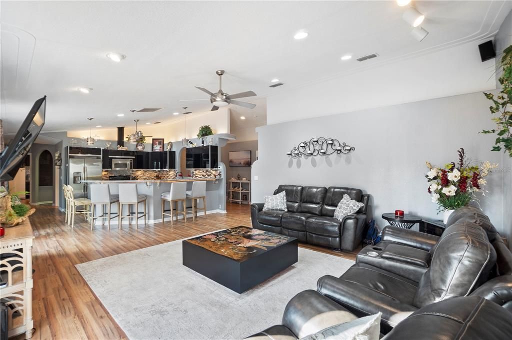 待售: $660,000 (3 贝兹, 3 浴室, 2177 平方英尺)