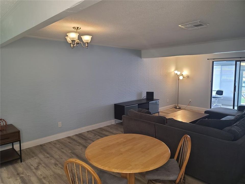 En Venta: $260,000 (2 camas, 1 baños, 1099 Pies cuadrados)