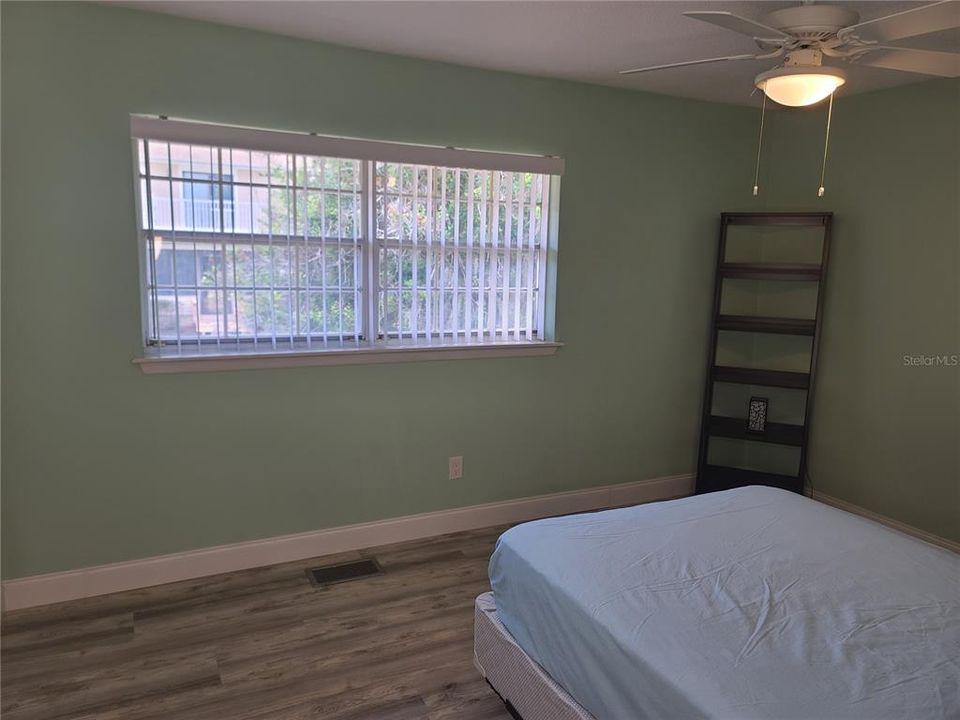 En Venta: $260,000 (2 camas, 1 baños, 1099 Pies cuadrados)