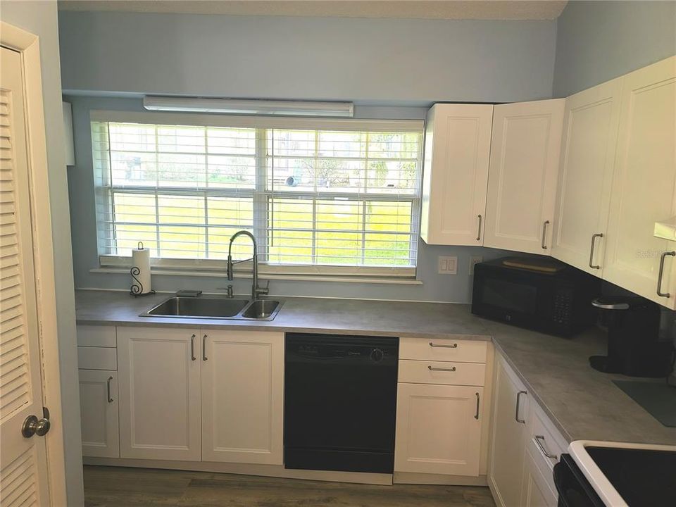 En Venta: $260,000 (2 camas, 1 baños, 1099 Pies cuadrados)