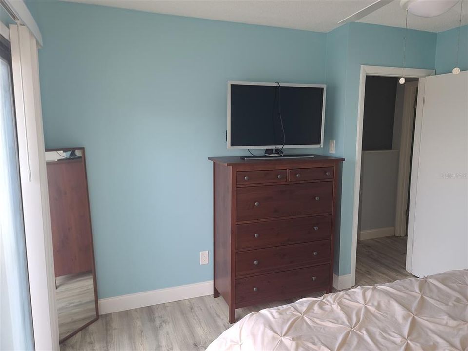 En Venta: $260,000 (2 camas, 1 baños, 1099 Pies cuadrados)