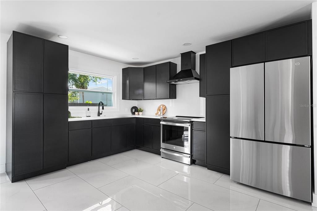 En Venta: $549,000 (3 camas, 2 baños, 1404 Pies cuadrados)