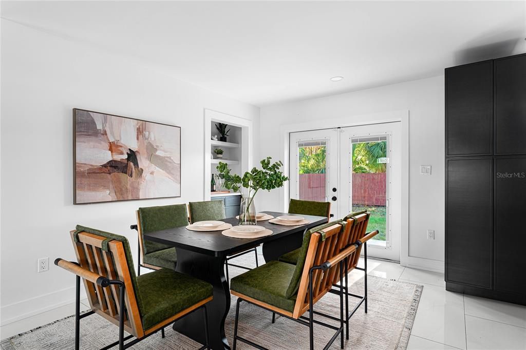 En Venta: $549,000 (3 camas, 2 baños, 1404 Pies cuadrados)