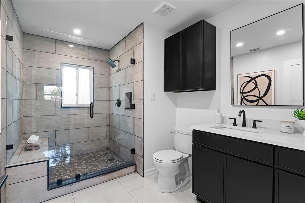 En Venta: $549,000 (3 camas, 2 baños, 1404 Pies cuadrados)