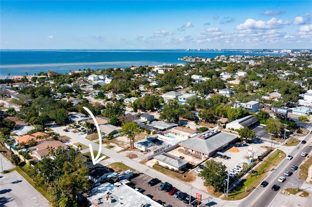 En Venta: $549,000 (3 camas, 2 baños, 1404 Pies cuadrados)