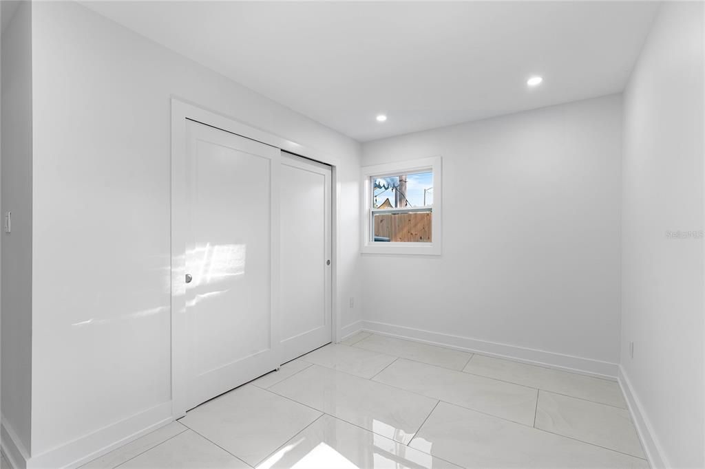 En Venta: $549,000 (3 camas, 2 baños, 1404 Pies cuadrados)