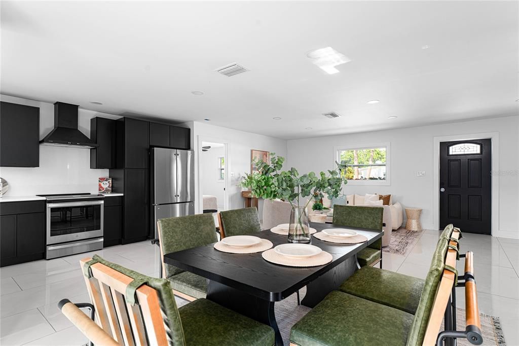 En Venta: $549,000 (3 camas, 2 baños, 1404 Pies cuadrados)