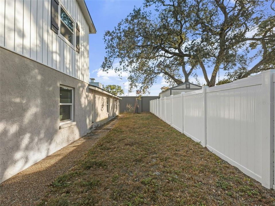 For Sale: $527,000 (4 beds, 2 baths, 2156 Square Feet)