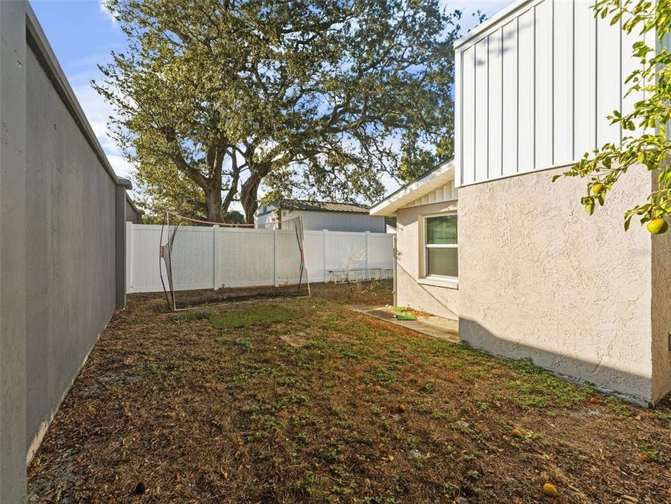 For Sale: $527,000 (4 beds, 2 baths, 2156 Square Feet)