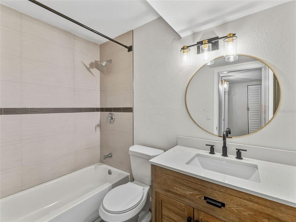 For Sale: $527,000 (4 beds, 2 baths, 2156 Square Feet)