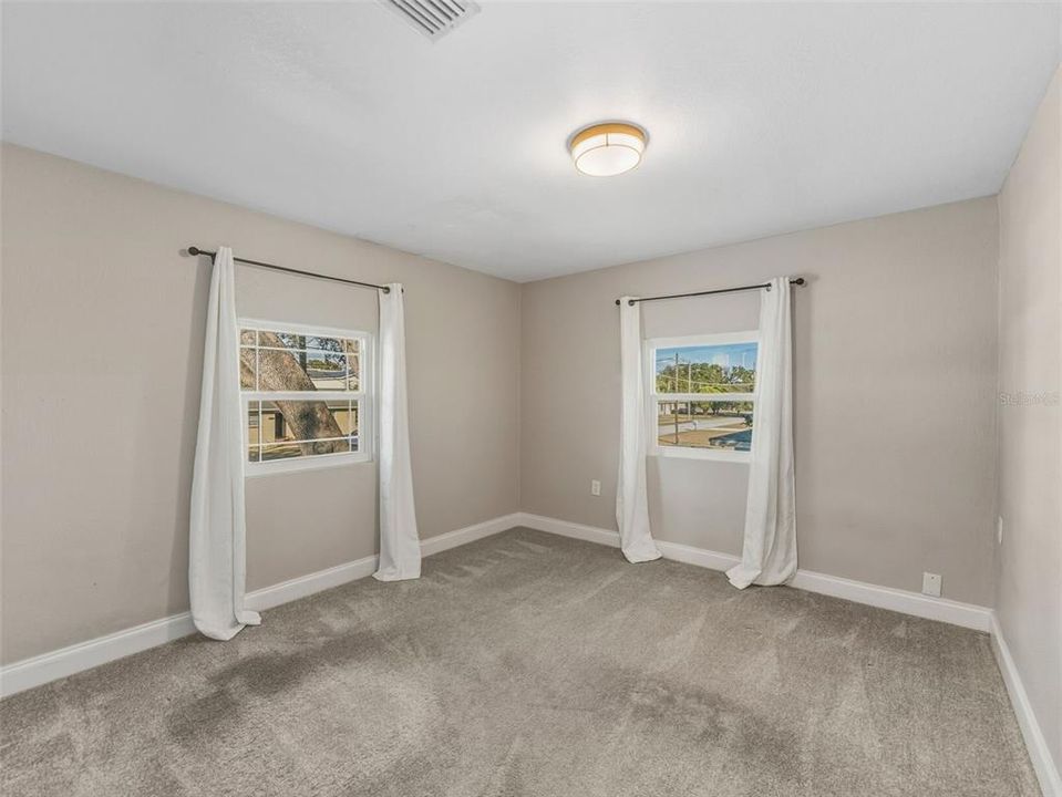 For Sale: $527,000 (4 beds, 2 baths, 2156 Square Feet)