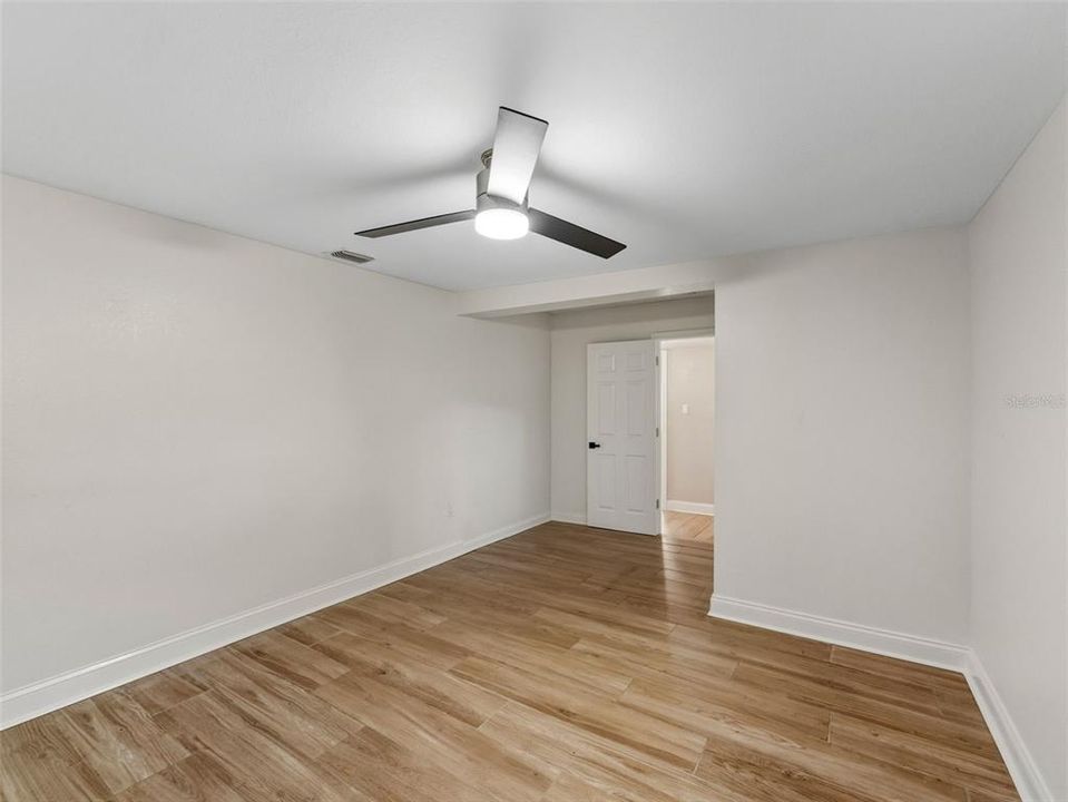 For Sale: $527,000 (4 beds, 2 baths, 2156 Square Feet)