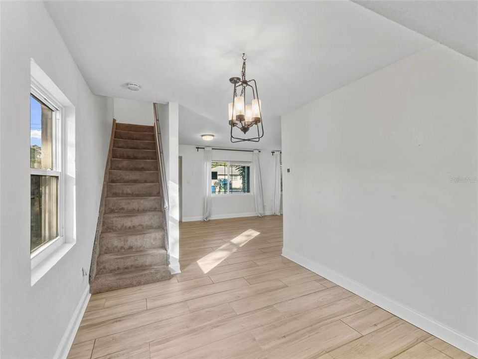 For Sale: $527,000 (4 beds, 2 baths, 2156 Square Feet)