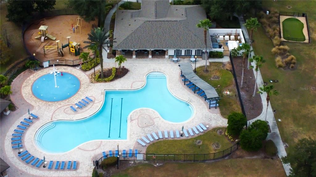 待售: $470,000 (4 贝兹, 2 浴室, 2482 平方英尺)